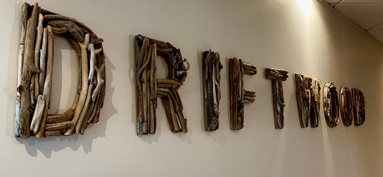 Driftwood Inn Saint Saviour Buitenkant foto