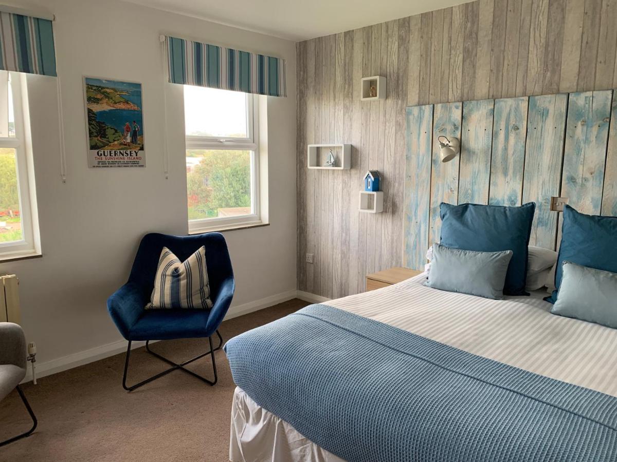 Driftwood Inn Saint Saviour Buitenkant foto