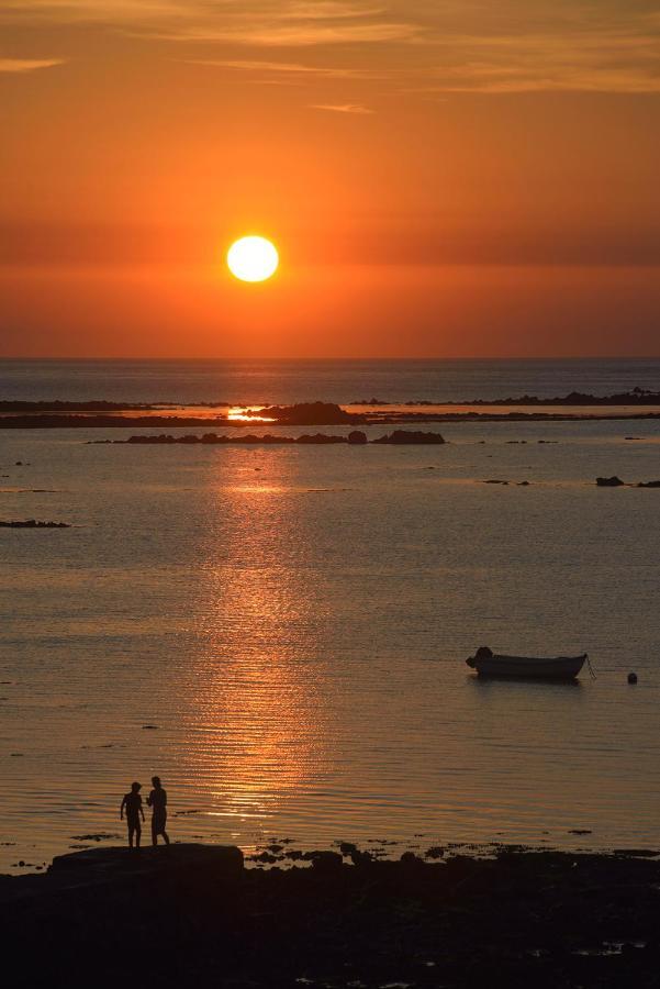 Driftwood Inn Saint Saviour Buitenkant foto
